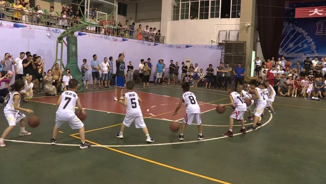 重庆九龙坡区篮球特色学校,重庆大足前十名重点小学