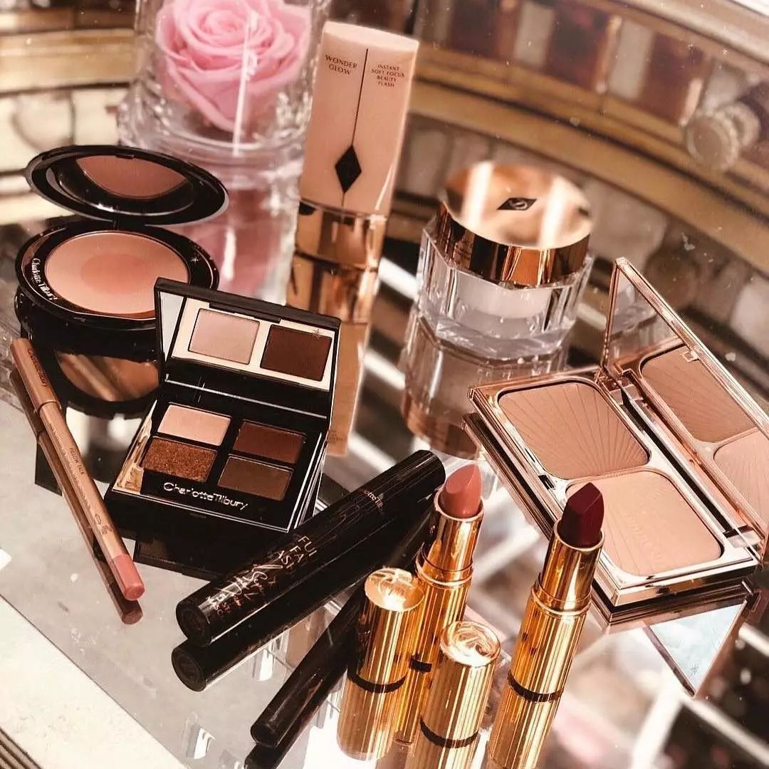 google全球热搜榜,日本年度美妆排行榜