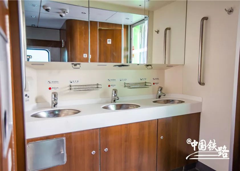 兰新高铁最新票价,最新兰渝高铁消息