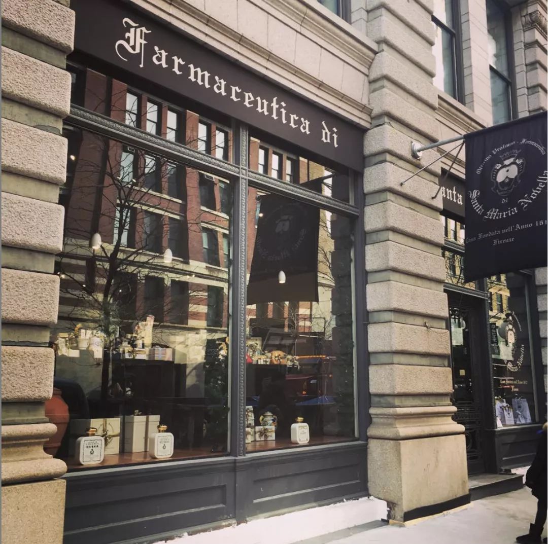 欧阳娜娜和小s现状,欧阳娜娜小s花店综艺