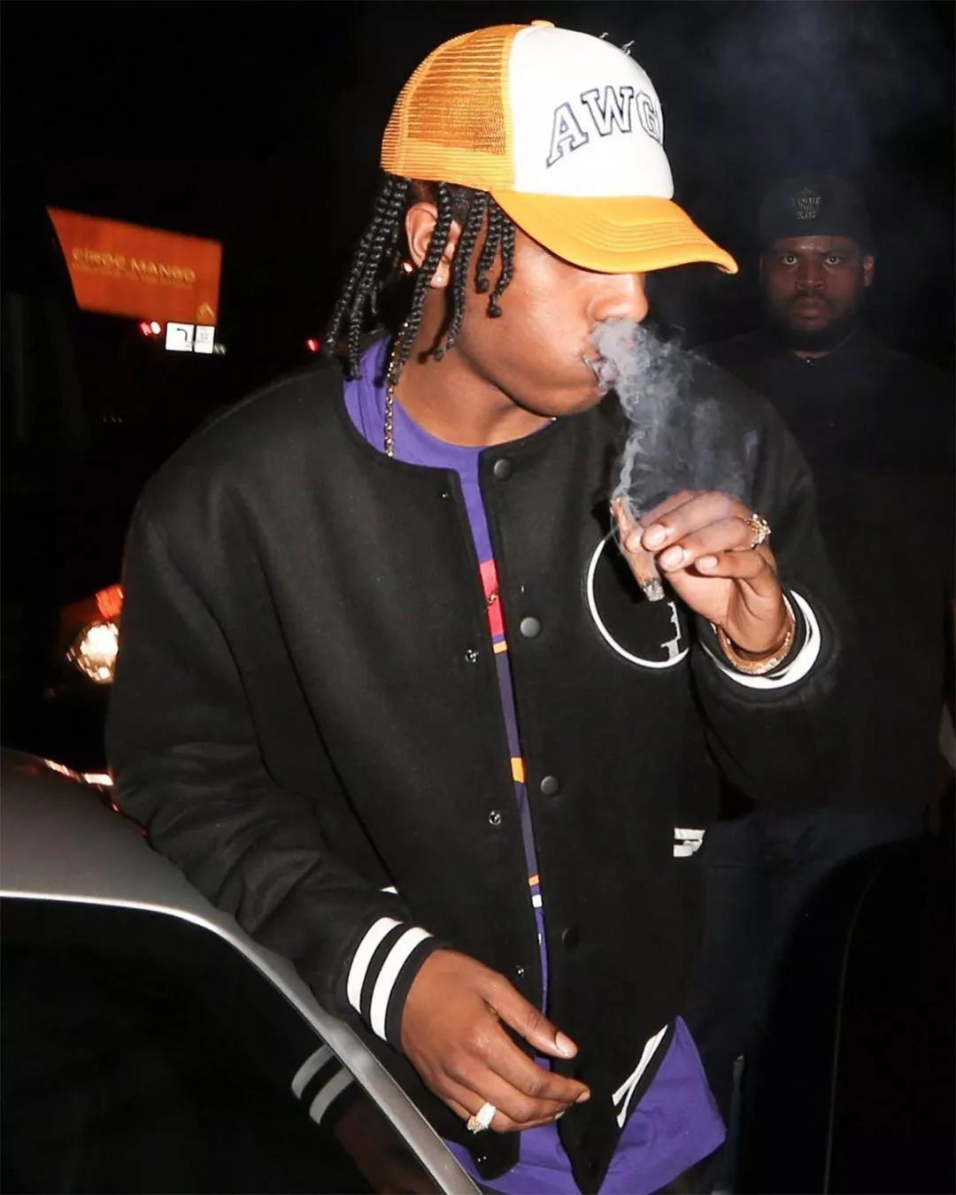 实不相瞒,我第一顶帽子是现在看来“土到掉渣”的货车帽