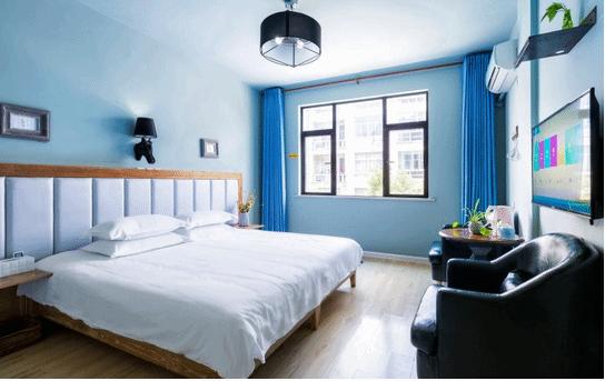 春节横店影视城门票价格表,横店影视城春节免费游玩