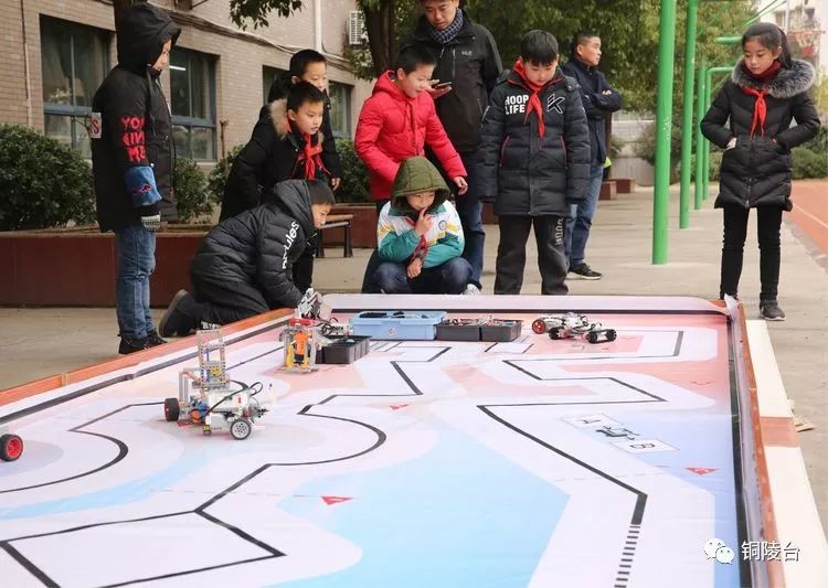 快乐三点半课程费用,快乐三点半篮球课程