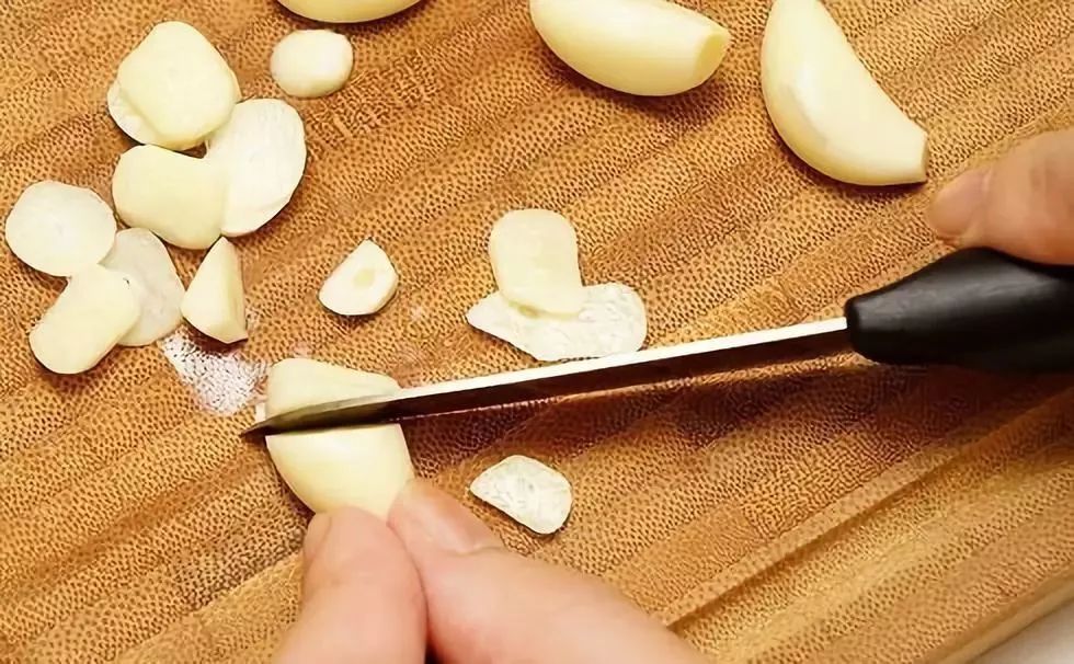 家里盆栽洋葱开花,洋葱盆栽开花