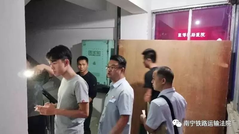 对棚改拆迁钉子户的忠告,钉子户为什么不通过法院强制拆除