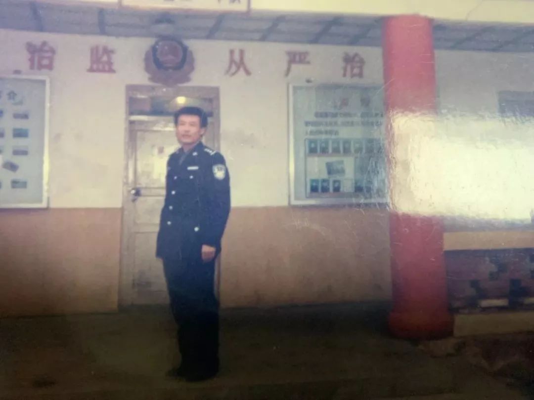 一家从警,公安民警在祖国的大江南守护团圆