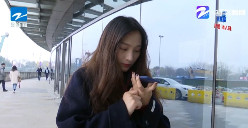 男友在京东买潘多拉吊坠送女孩,她却说是假的?