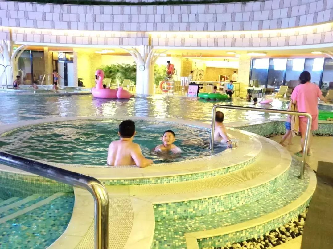 湛江蓝月亮火山温泉,湛江天冷泡温泉最好的地方