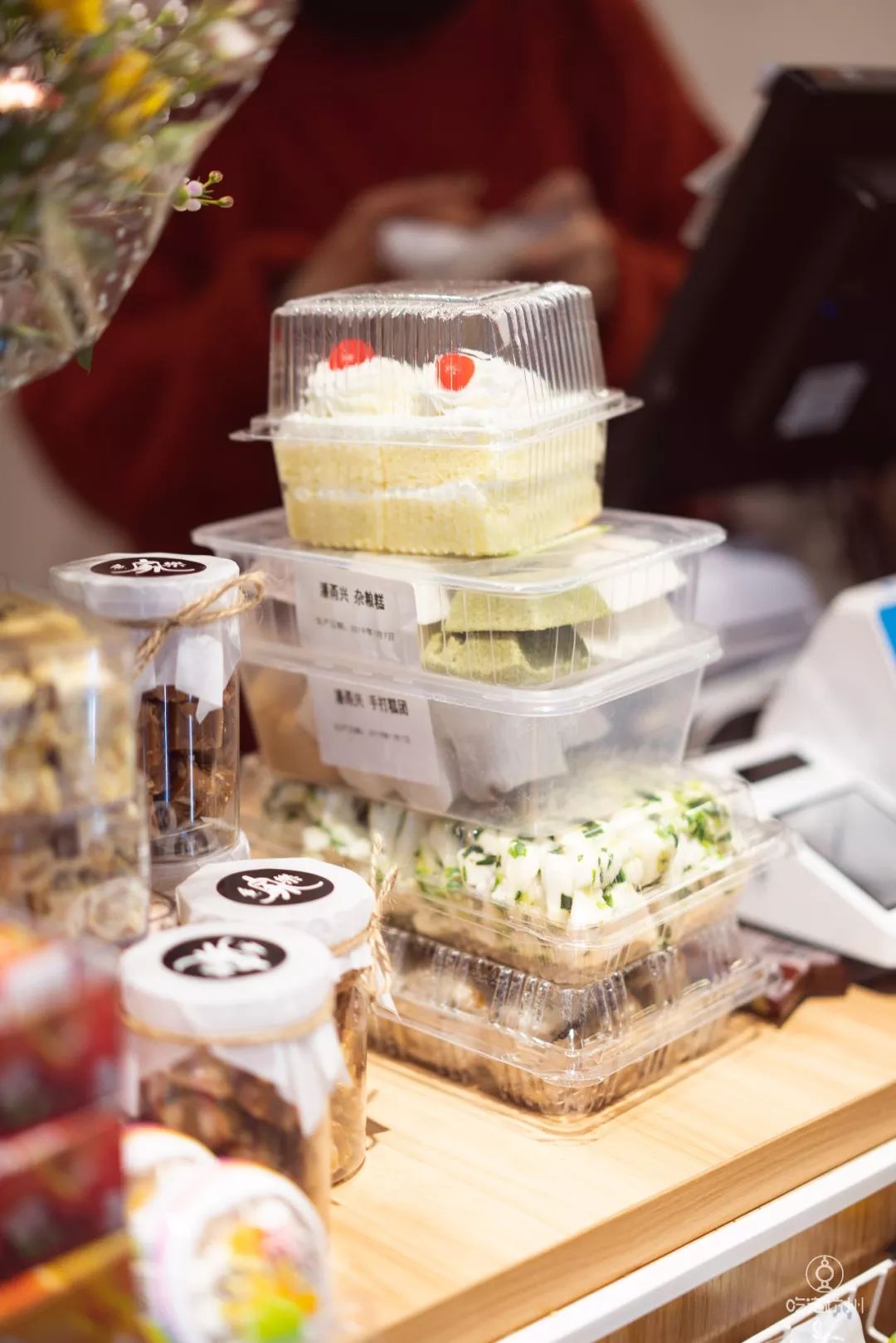 毕赣地球最后的晚餐影片分析,毕赣导演地球最后一夜