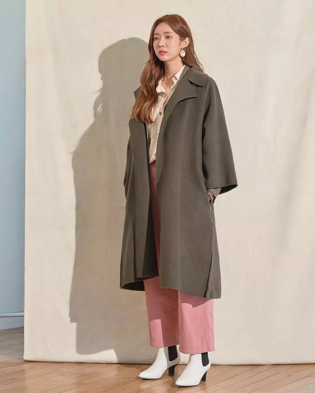 韩国女私服穿搭,韩国女星私服极简风穿搭