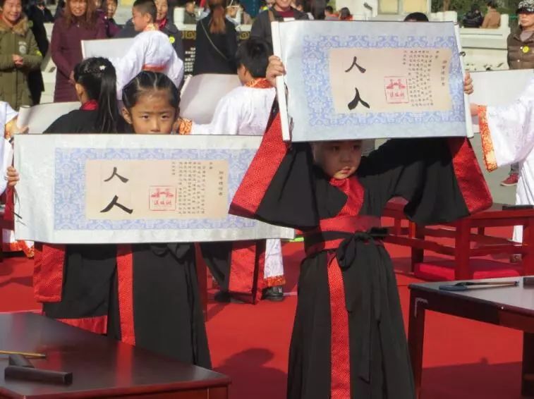 开笔礼｜家有萌娃的家长们，华商报小记者寒假活动专属邀请函，请查收！