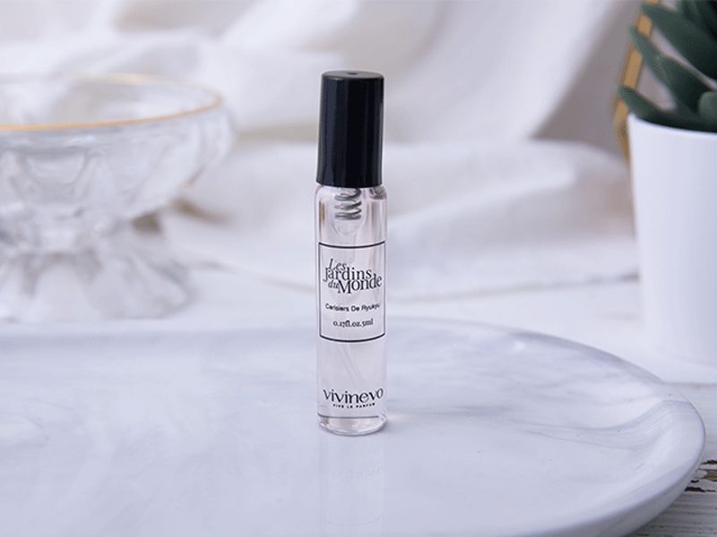 祖玛珑香水和圣罗兰哪个档次高,祖玛珑香水五件套