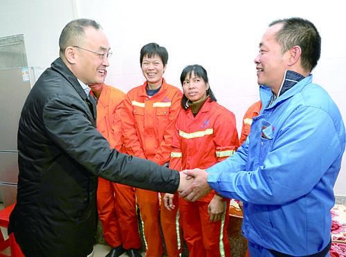 你们要的线人小姐姐来了！关注本周“线人播报”！