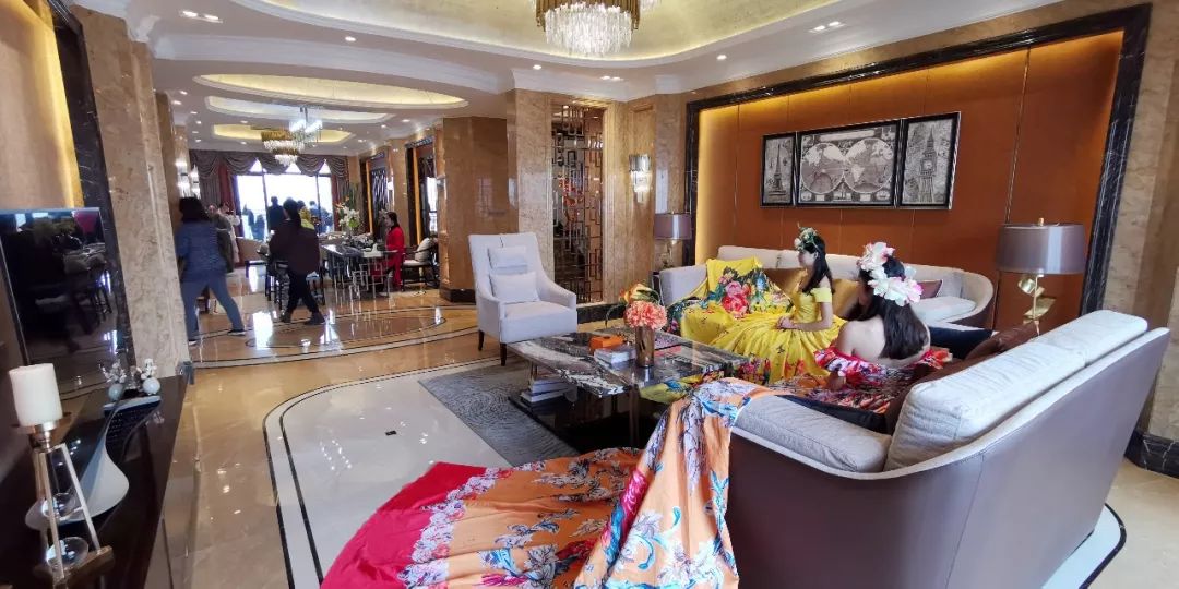 玉林惊现一线天景观,玉林市玉州区顶级豪宅