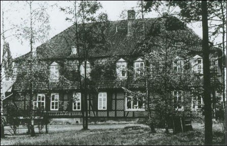 选耳机买哪个牌子的耳机比较好,各耳机品牌旗舰耳机对比