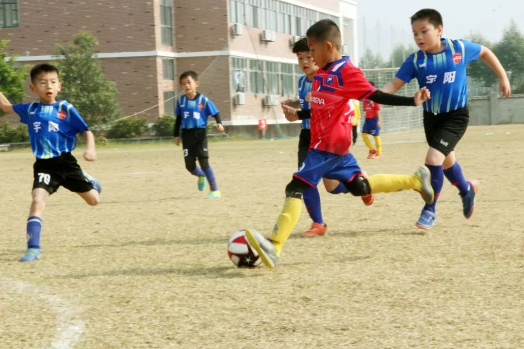国足希望在这里萌芽！近千名足球小将扎堆北海冬训