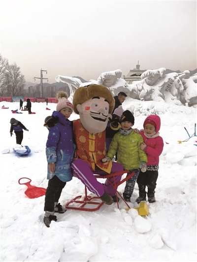 初冬去撒欢,到雪地里撒欢