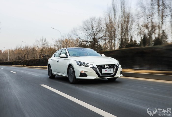 全新天籁2.0l悦享版试驾,全新天籁2.0l深度测评