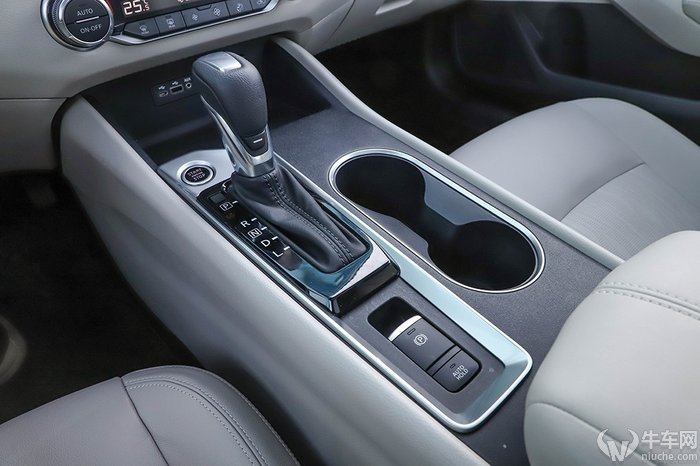 全新天籁2.0l悦享版试驾,全新天籁2.0l深度测评