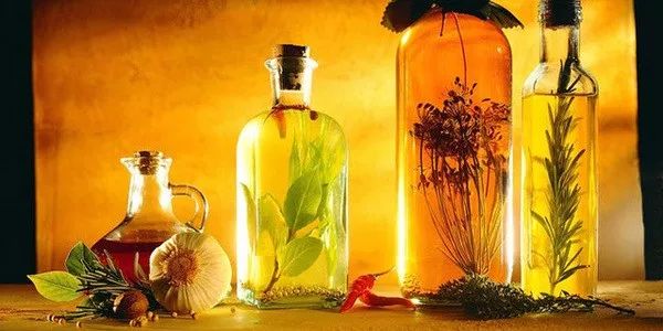 春节一般都买啥礼物合适,春节有哪些不贵有心意的礼物