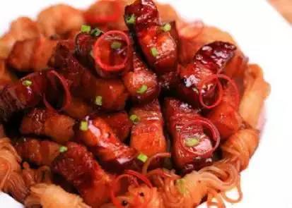 年味儿红红火火又一年,胡同红烧肉