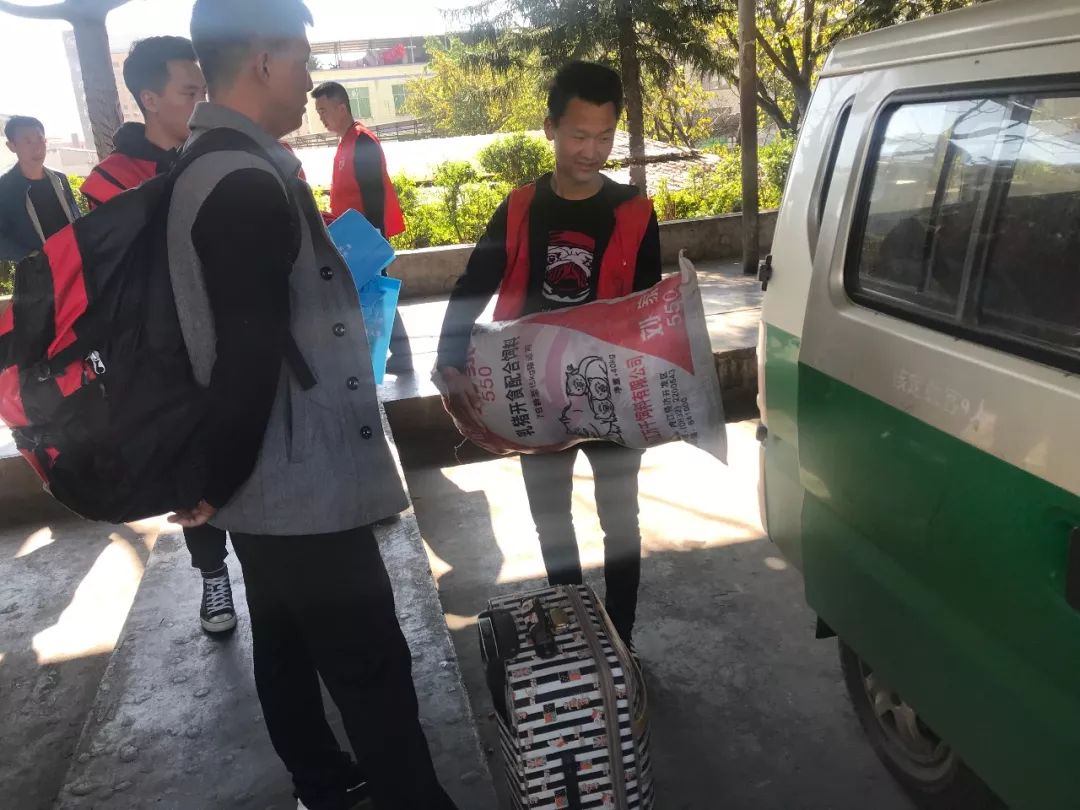 推荐｜团团的问候：你已经回家了吗？