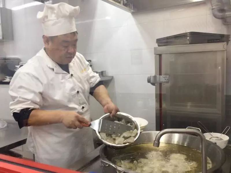 前门丰年灌肠地址,丰年灌肠店在前门大街的什么地方