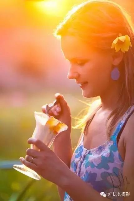 拍夕阳逆光人像用什么镜片,夕阳逆光人像摄影教学