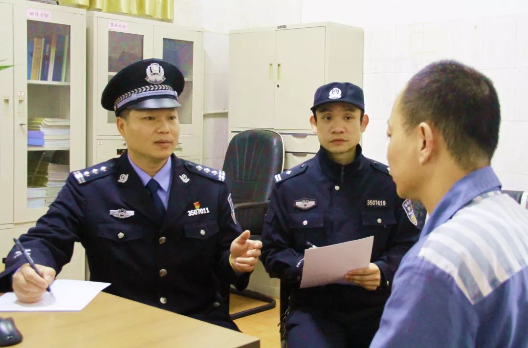 福建35名囚犯除夕可回家吃团圆饭，来回无警察无押送