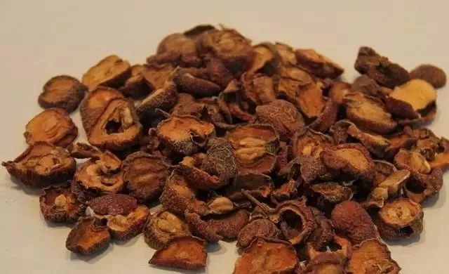 自制刮油祛湿气最好的茶,这四种食材煮水喝清肠刮油