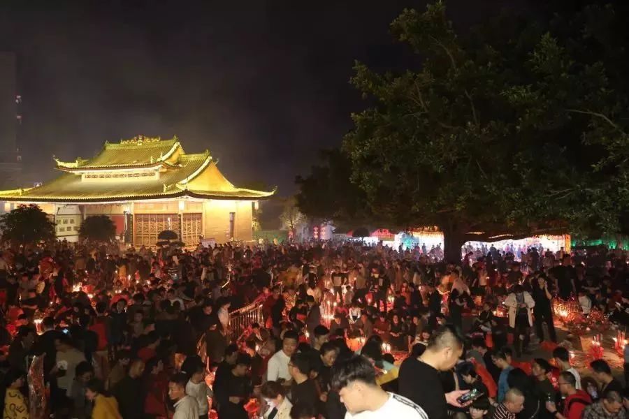 震撼南京灯光秀,玄武山最新景点