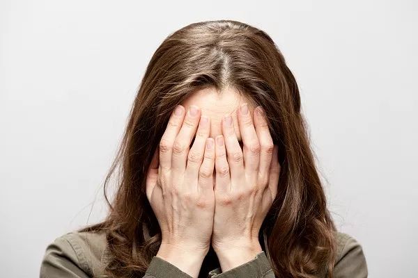 26岁未婚女3次人流,未婚女孩6年做17次人流手术