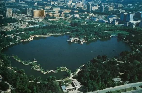 30张北京老照片，据说只有1%北京人能全认对！｜二马荐赏