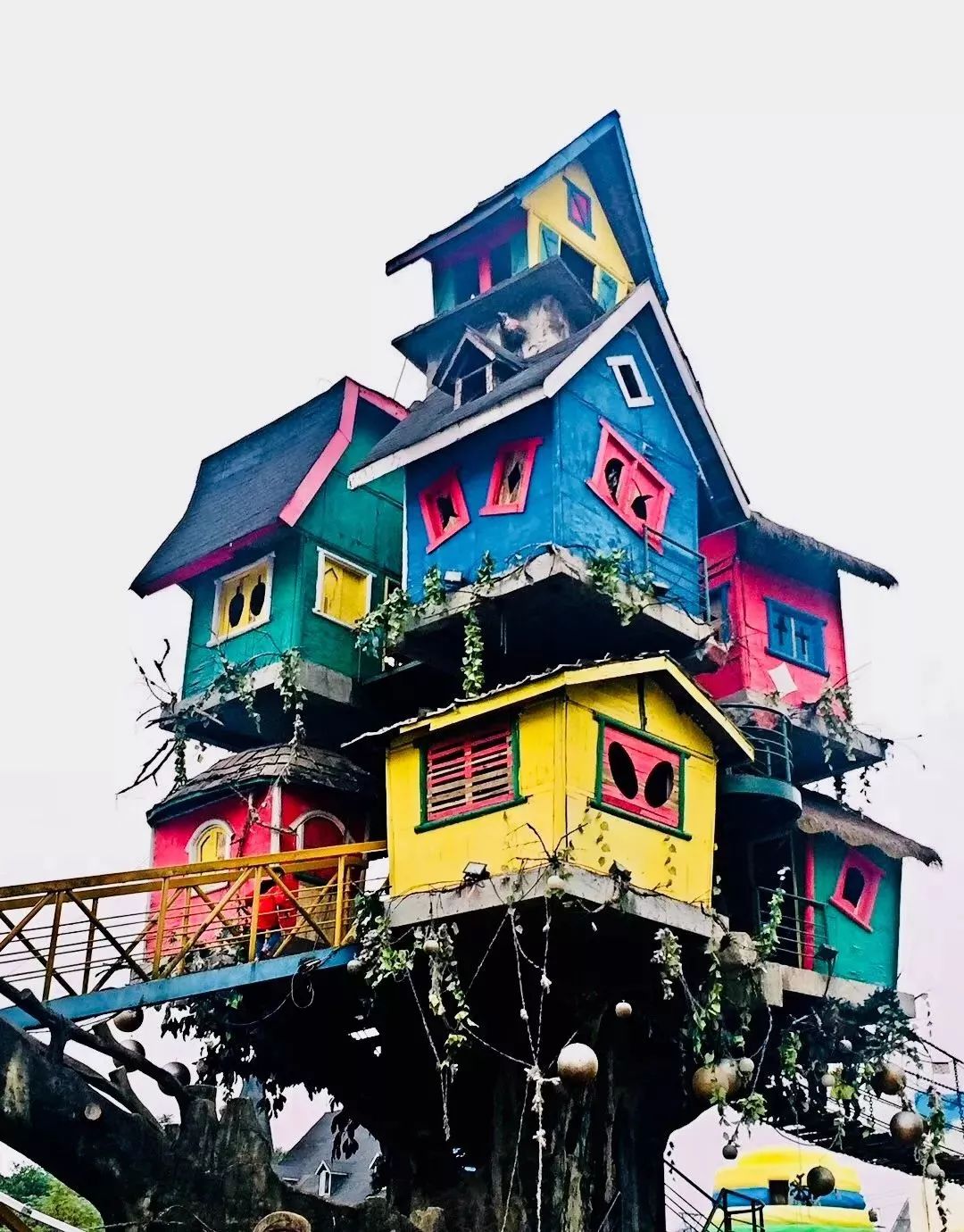 别了洋人街,别了重庆