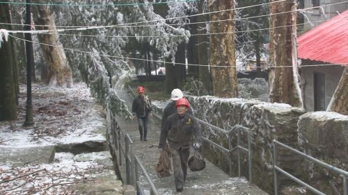 高温迎峰度夏多措并举保供电,低温雨雪冰冻天气供水保障