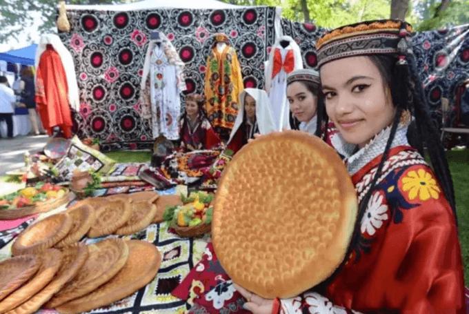 中亚的几个斯坦国,想去看看祖国的大西北