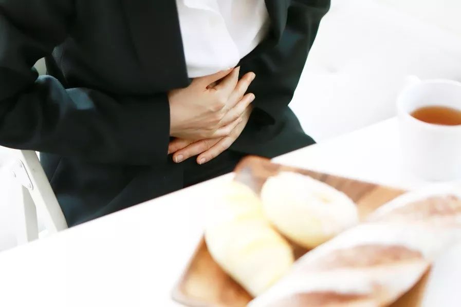 阑尾炎发病前兆,阑尾炎发病有三大前兆