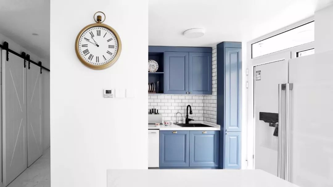 还买乌云壁纸呐？！他家藏着海外小众壁纸大全