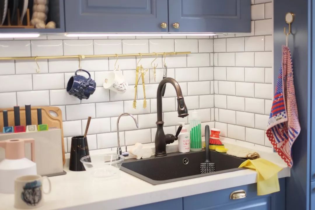 还买乌云壁纸呐？！他家藏着海外小众壁纸大全