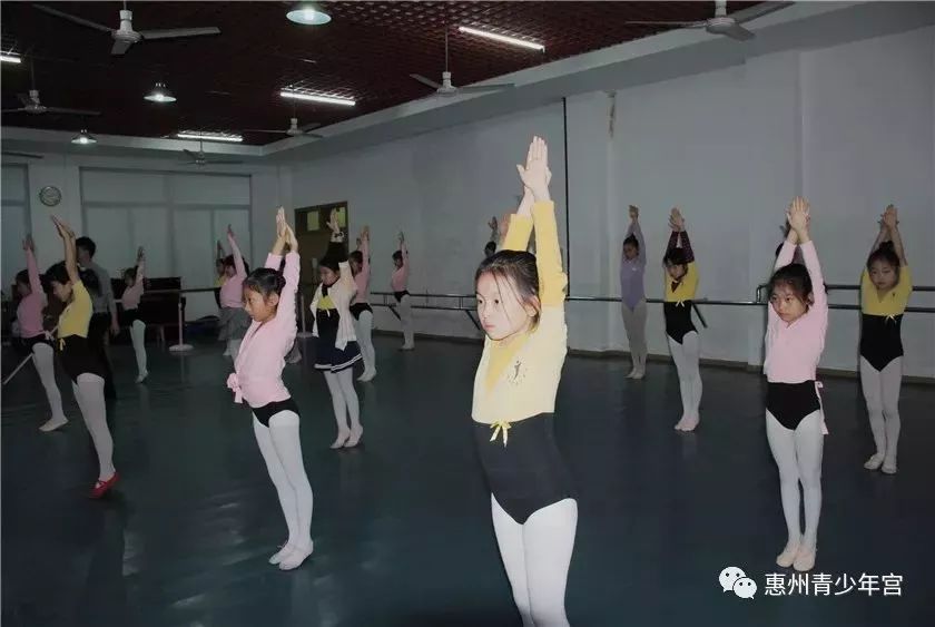 好嗨哟儿童表演,好嗨哟儿童跳舞