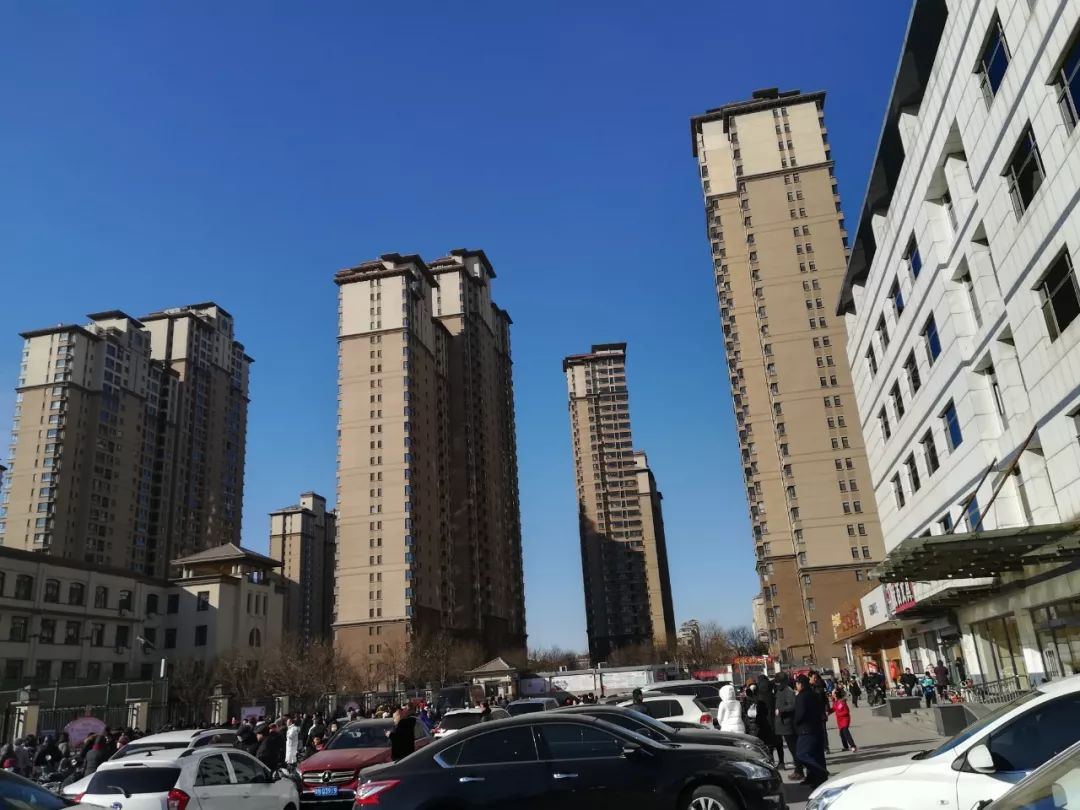 轻轨沿线对于房价的影响,轻轨对周边的住房有影响吗