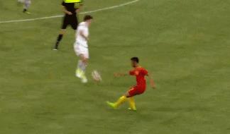 不小心撞到法拉利要赔多少钱,撞到法拉利走保险要赔多少