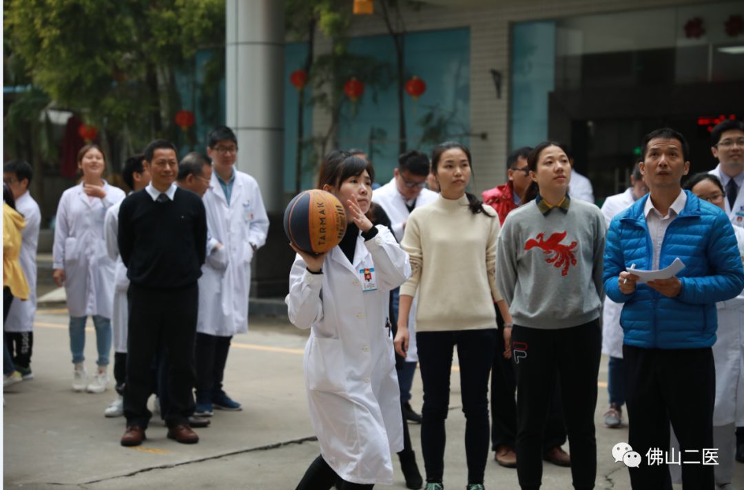 医务人员真会玩，快看，这里有一群灌篮高手！