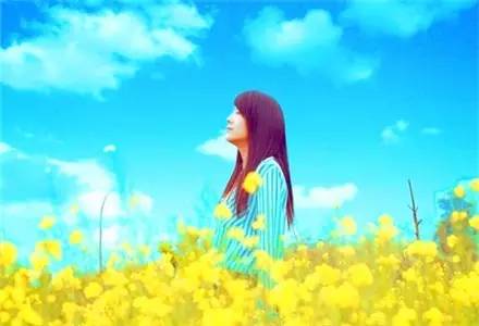 拍照油菜花技术技巧,手机拍摄油菜花人像摄影方法