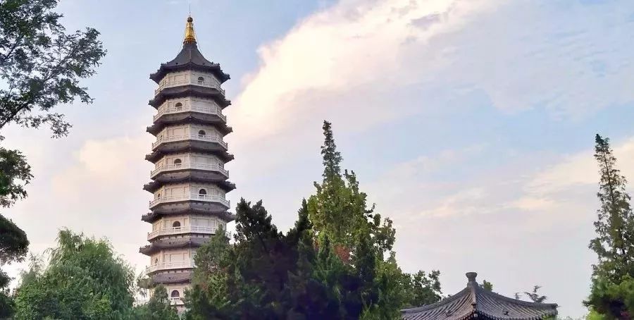 三月踏青季旅行指南,春日踏青游玩攻略