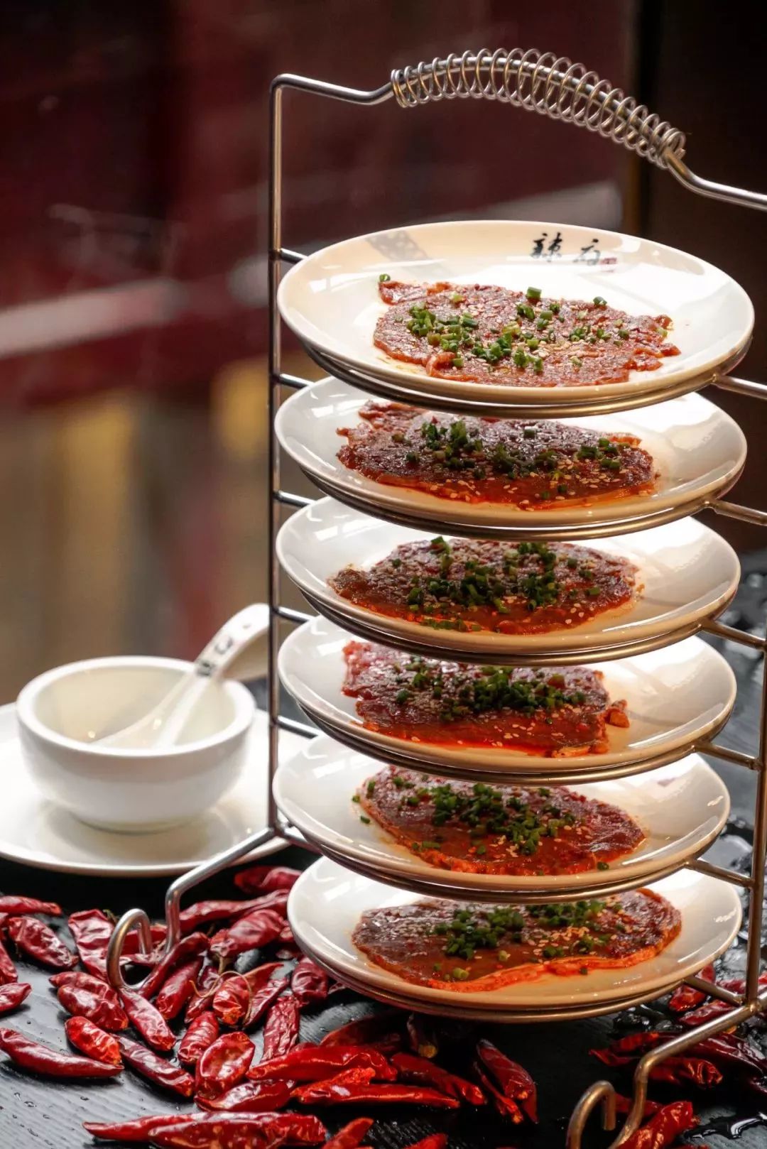 三街两巷南宁团购火锅,南宁三街两巷网红打卡地火锅