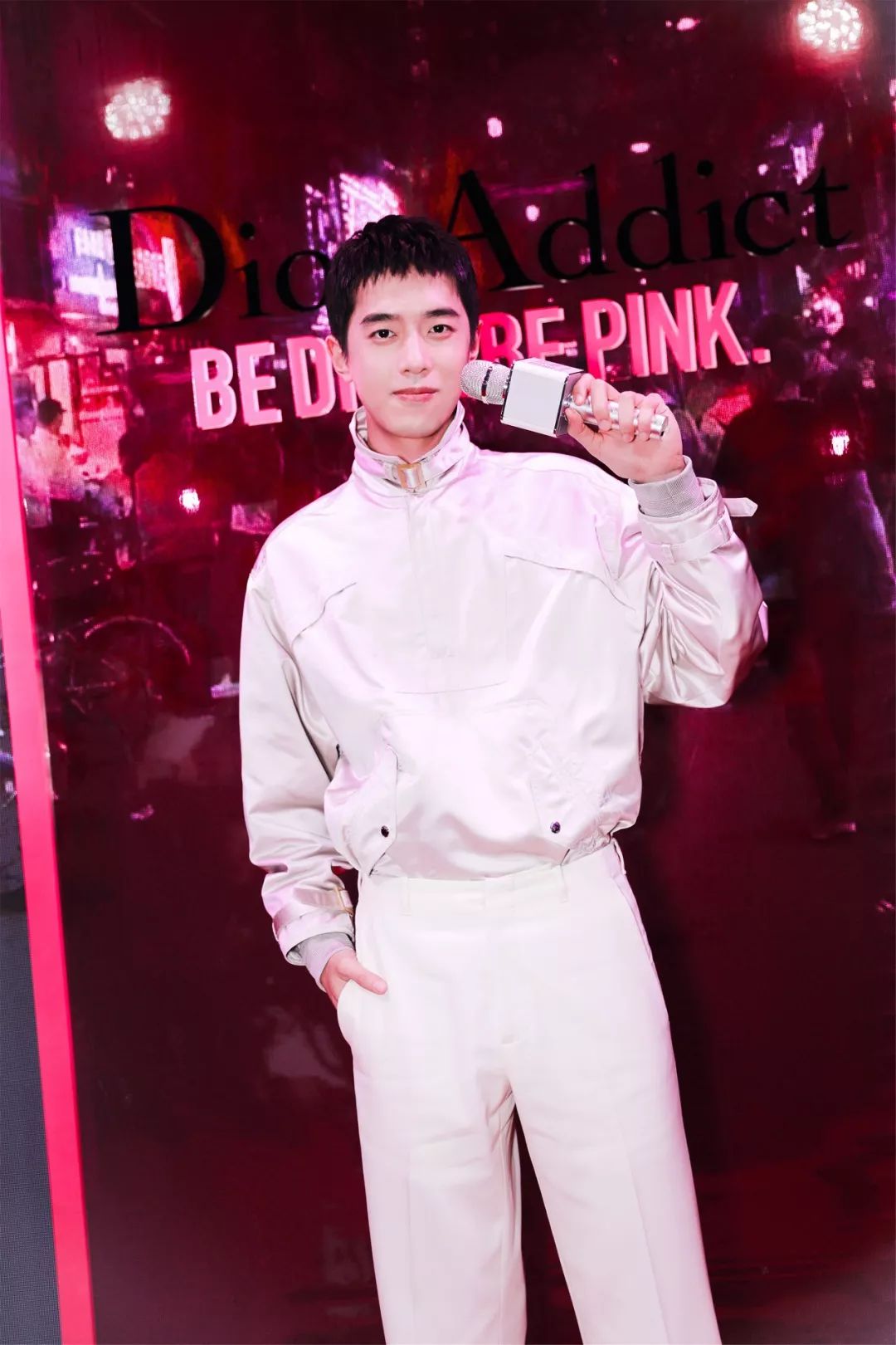 迪奥dior粉色,迪奥dior桃红色怎么调