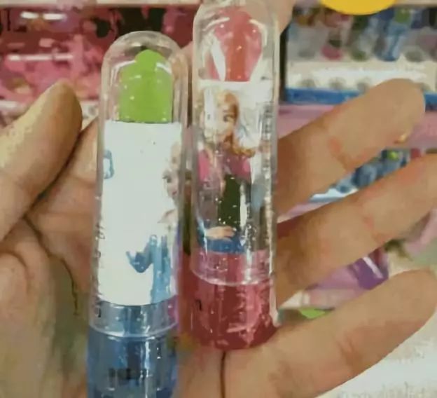 学生党哭晕了,学生党上学哭了