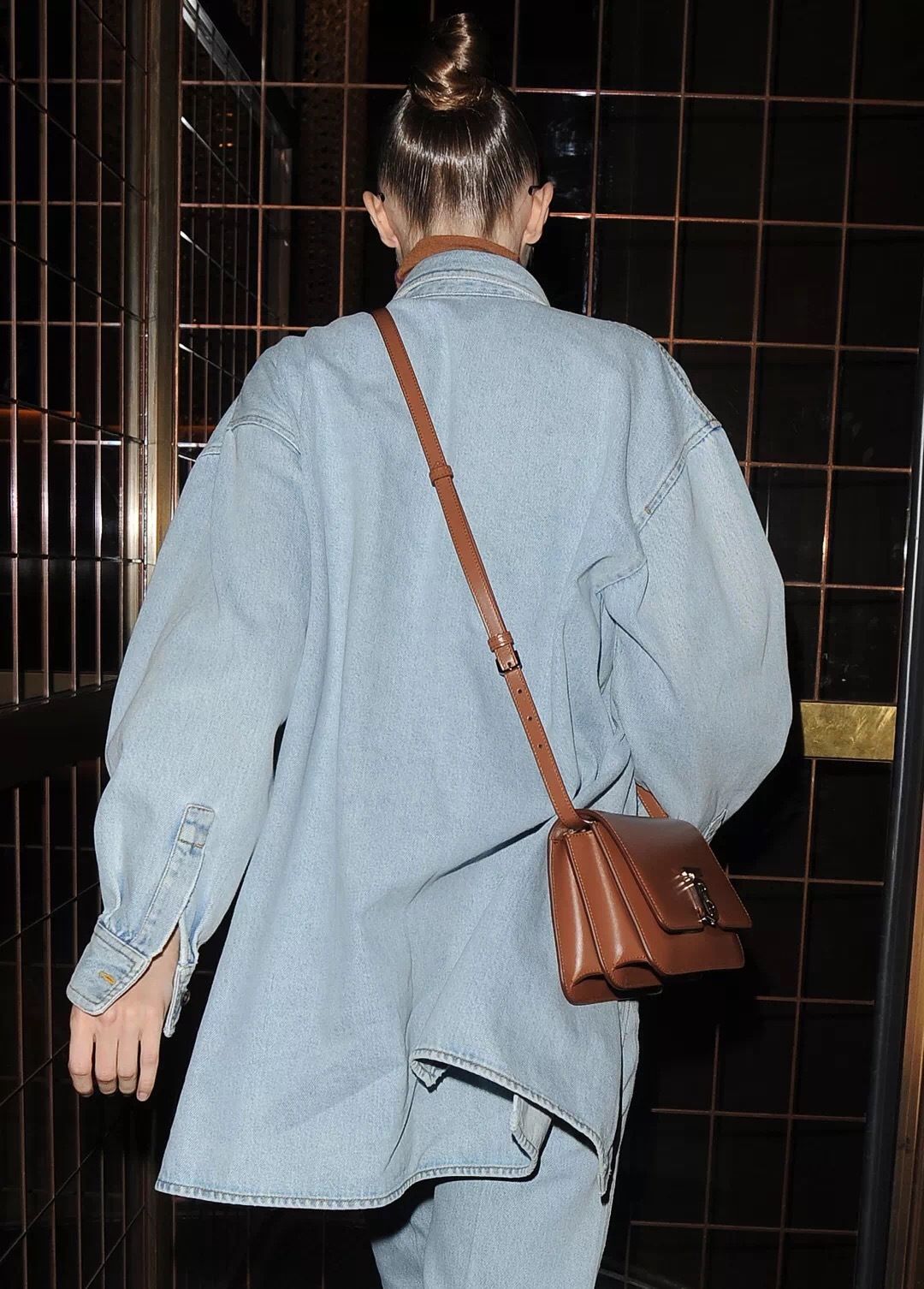 burberrytb包2021春夏包,burberrytb包保值吗