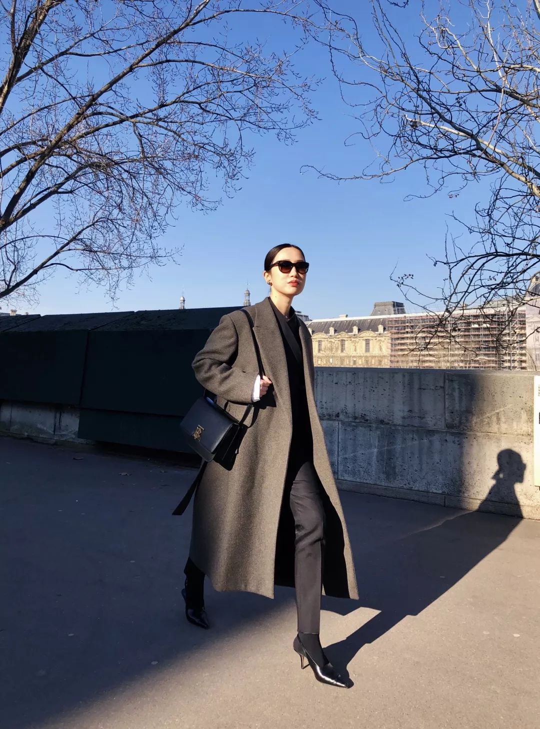 burberrytb包2021春夏包,burberrytb包保值吗